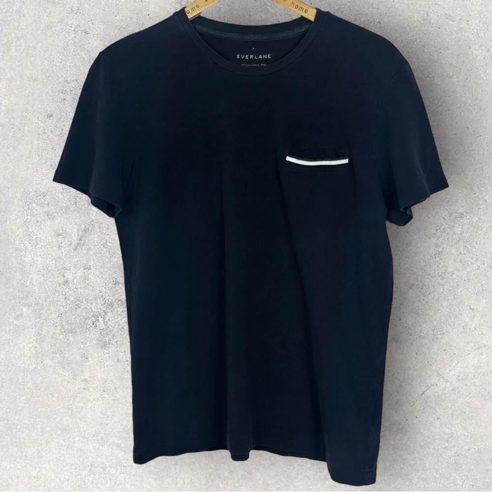 Everlane Navy Blue Textured T-Shirt Size‎ Medium Short Sleeve Crew Neck Pocket M